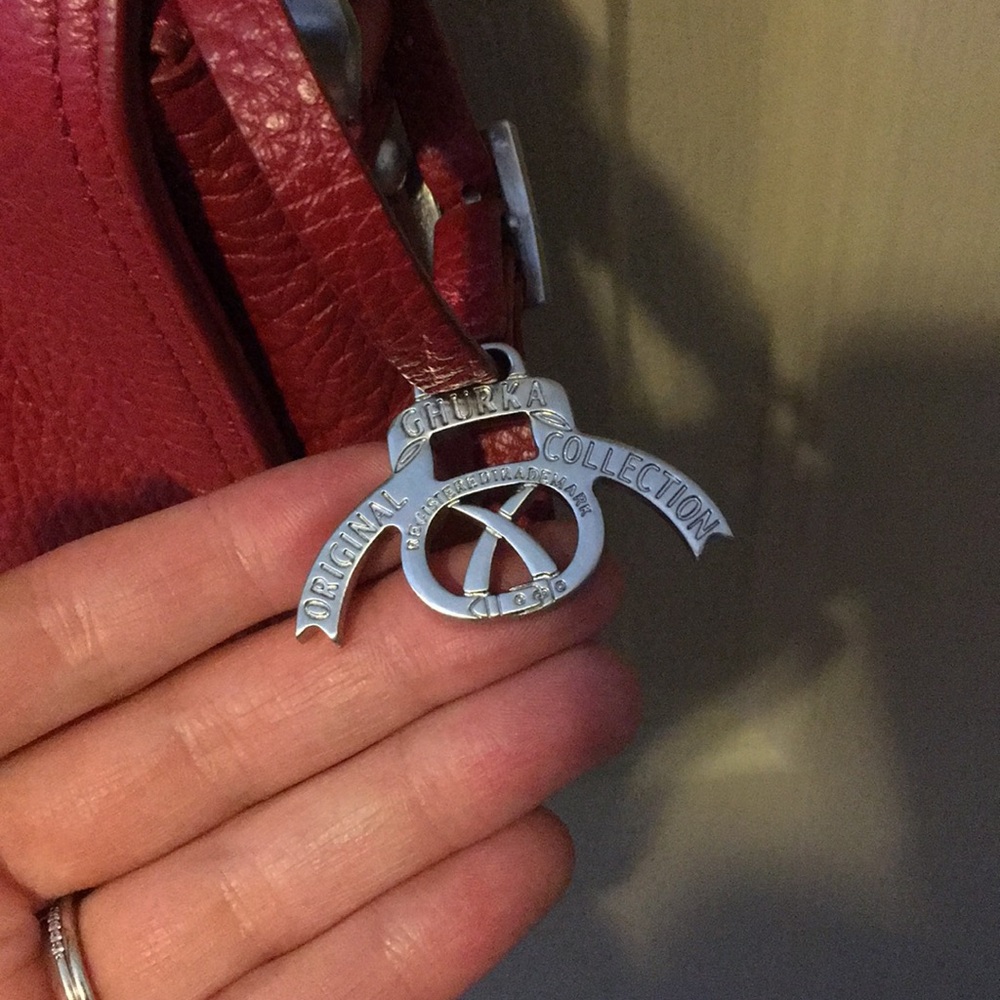 Gorgeous Red Leather Ghurka Crossbody Shoulder Bag - Picture 3 of 5